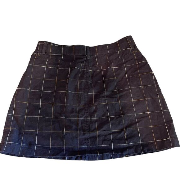 Forever 21 Adorable Mini Skirt Size Small! - Picture 2 of 3